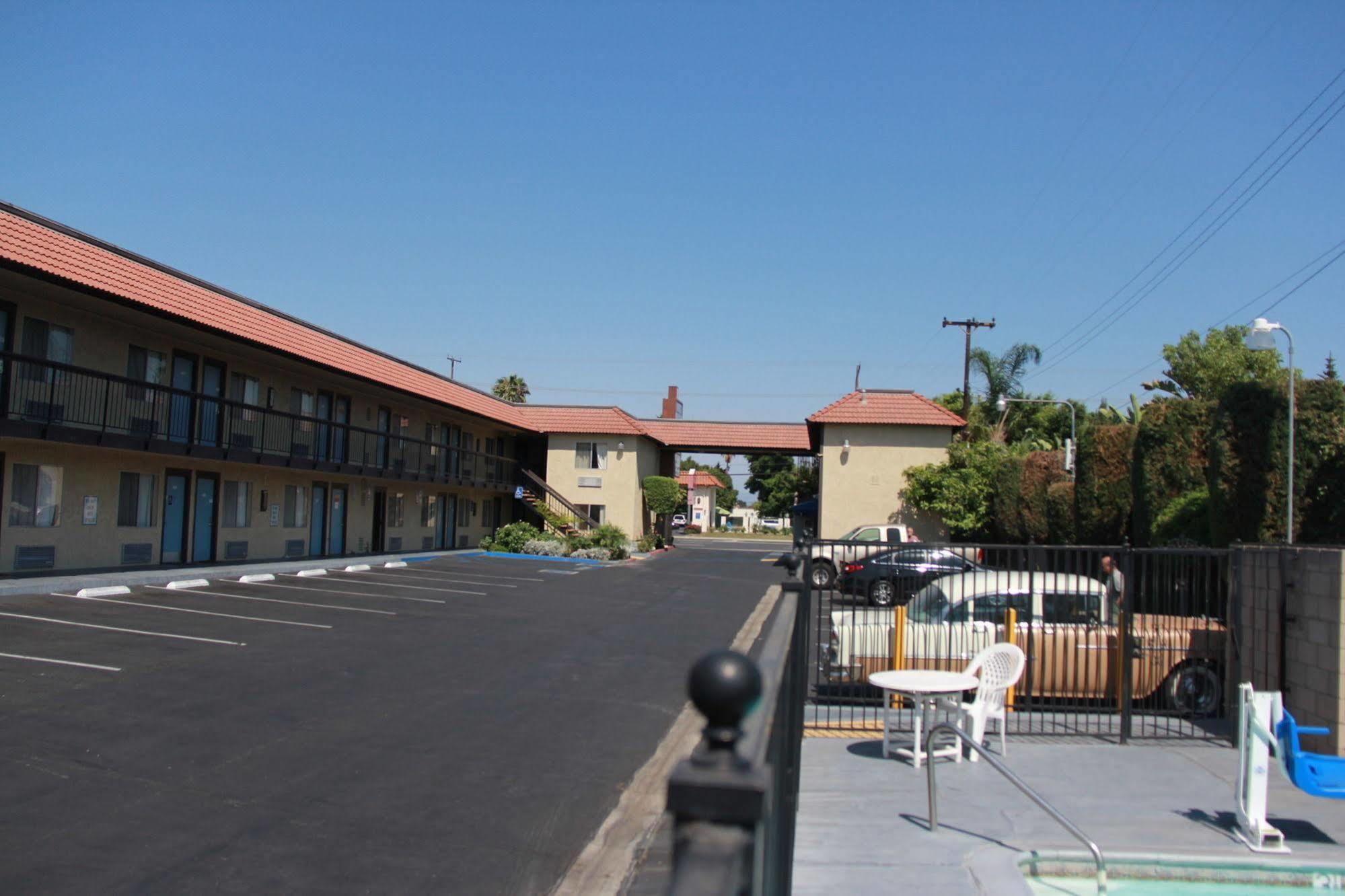 Motel Moonlight Anaheim Exterior photo